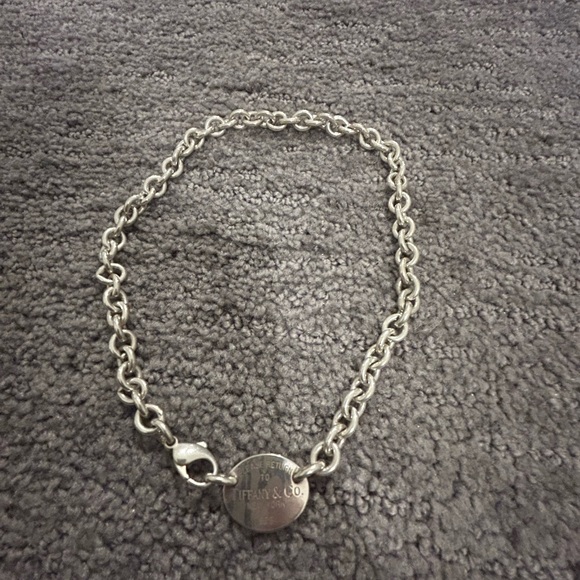 Tiffany & Co. Please Return to Tiffany Oval Choker - Picture 2 of 4